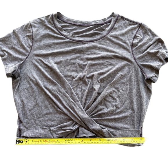 Lululemon Intended Crop Tee - Picture 9 of 14